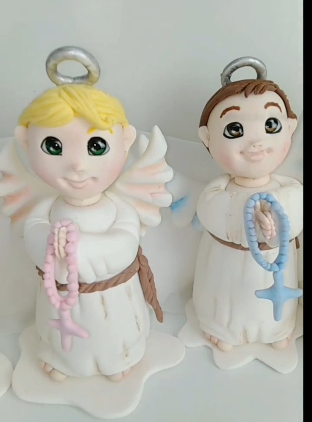 Adornos de porcelana para tortas de bautismo